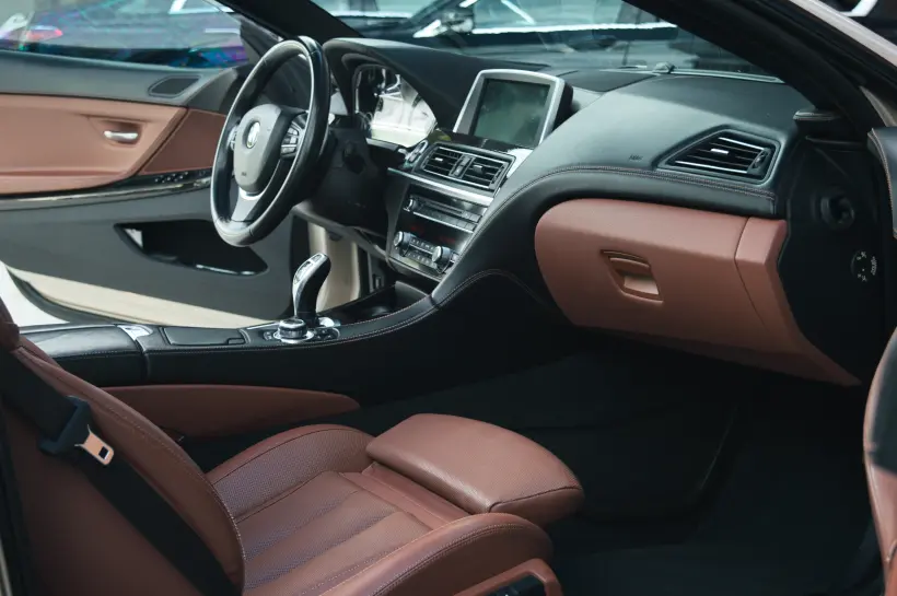 BMW 640 i Convertible büyük resim 1669 - CrediRent BMW 640 i Convertible büyük resim 1669