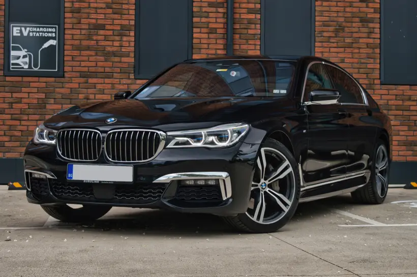 BMW 740 D xDrive M-Pack голяма снимка 1692 - CrediRent BMW 740 D xDrive M-Pack голяма снимка 1692