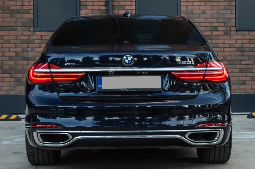 BMW 750 i xDrive büyük resim 1984 - CrediRent BMW 750 i xDrive büyük resim 1984
