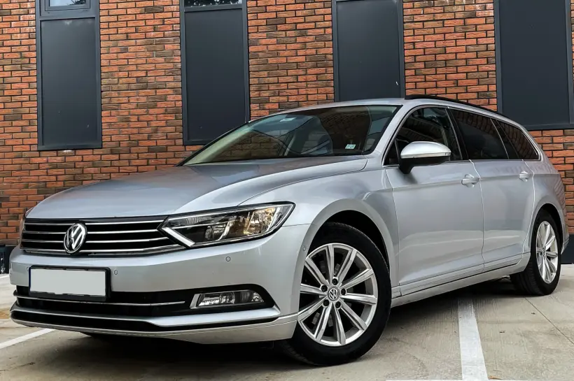 Volkwagen Passat 1.6 TDI голяма снимка 701 - CrediRent Volkwagen Passat 1.6 TDI голяма снимка 701