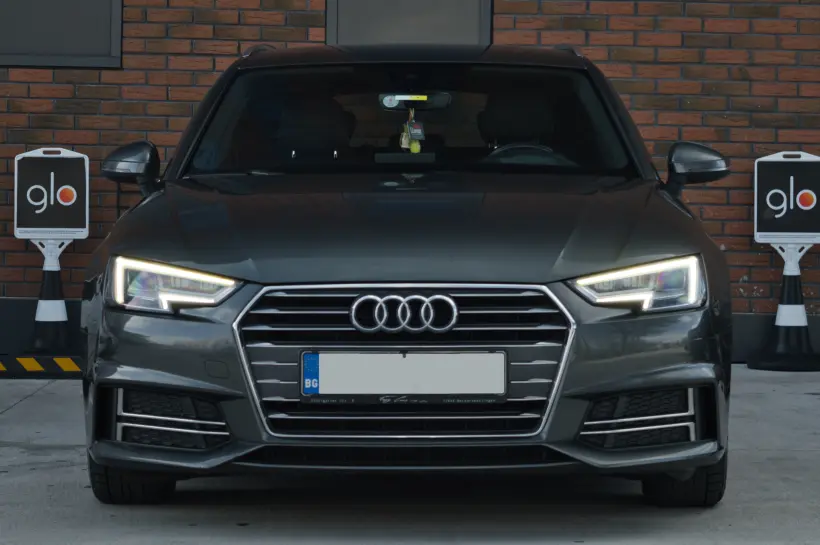 Audi A4 2.0 TDI голяма снимка 1618 - CrediRent Audi A4 2.0 TDI голяма снимка 1618