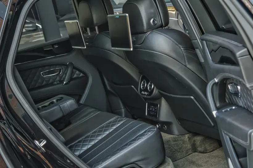 Bentley Bentayga W12 6.0 FULL голяма снимка 385 - CrediRent Bentley Bentayga W12 6.0 FULL голяма снимка 385