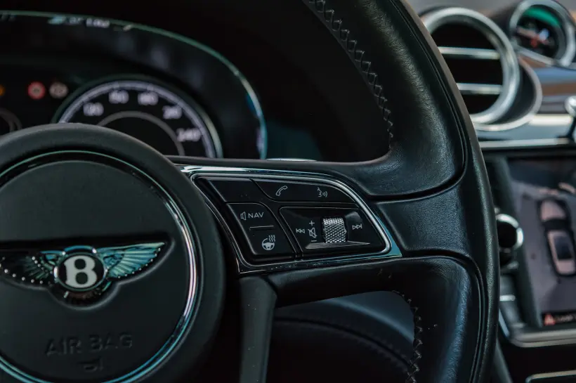 Bentley Bentayga W12 6.0 FULL голяма снимка 395 - CrediRent Bentley Bentayga W12 6.0 FULL голяма снимка 395