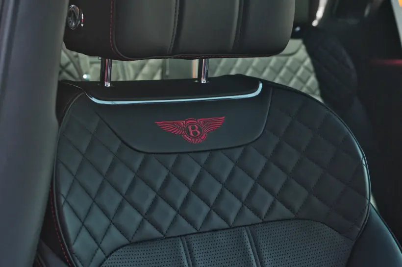 Bentley Bentayga W12 6.0 голяма снимка 1841 - CrediRent Bentley Bentayga W12 6.0 голяма снимка 1841