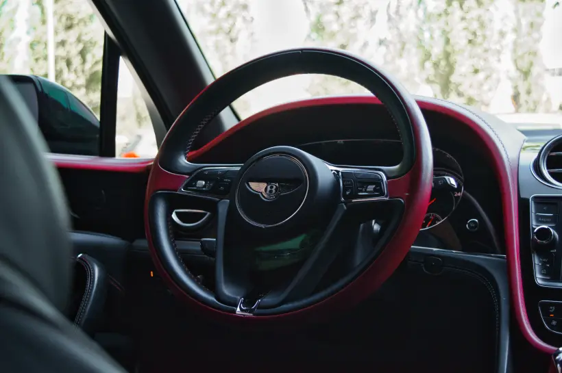 Bentley Bentayga W12 6.0 голяма снимка 1847 - CrediRent Bentley Bentayga W12 6.0 голяма снимка 1847