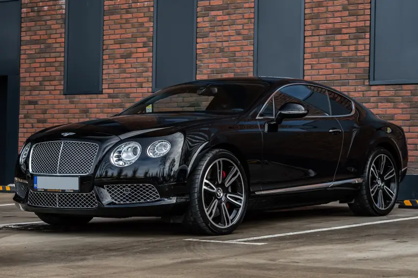 Bentley Continental GT 4.0 V8 Mulliner голяма снимка 425 - CrediRent Bentley Continental GT 4.0 V8 Mulliner голяма снимка 425