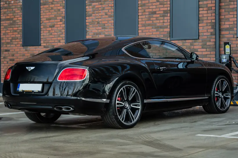 Bentley Continental GT 4.0 V8 Mulliner голяма снимка 442 - CrediRent Bentley Continental GT 4.0 V8 Mulliner голяма снимка 442