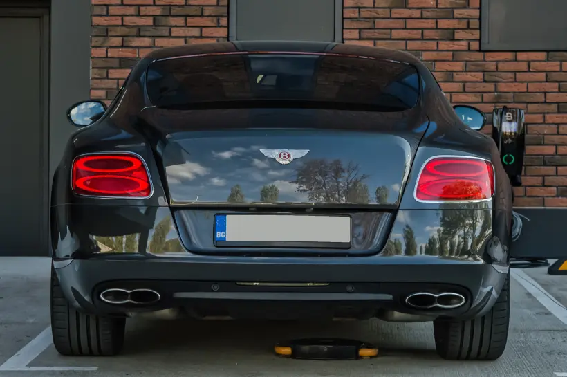 Bentley Continental GT 4.0 V8 голяма снимка 406 - CrediRent Bentley Continental GT 4.0 V8 голяма снимка 406