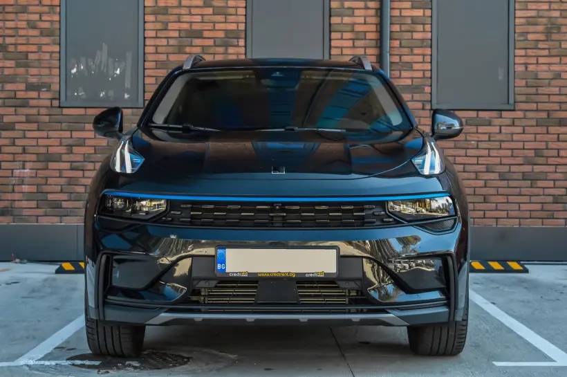 Lynk & Co 01 Plug-in Hybrid голяма снимка 261 - CrediRent Lynk & Co 01 Plug-in Hybrid голяма снимка 261