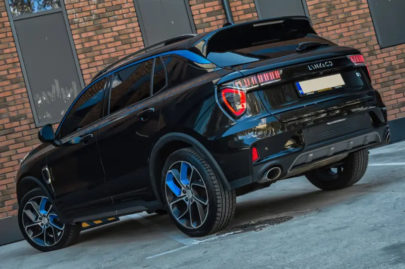 Lynk & Co 01 Plug-in Hybrid голяма снимка 265 - CrediRent Lynk & Co 01 Plug-in Hybrid голяма снимка 265