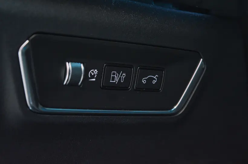 Lynk & Co 01 Plug-in Hybrid голяма снимка 293 - CrediRent Lynk & Co 01 Plug-in Hybrid голяма снимка 293