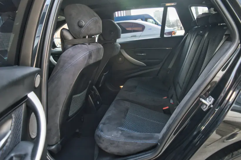 BMW 335 D голяма снимка 1807 - CrediRent BMW 335 D голяма снимка 1807