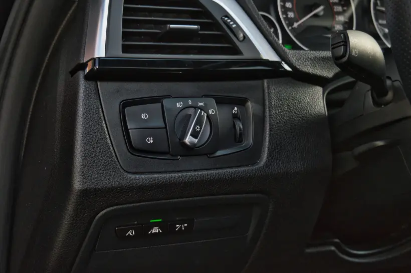 BMW 335 D голяма снимка 1817 - CrediRent BMW 335 D голяма снимка 1817