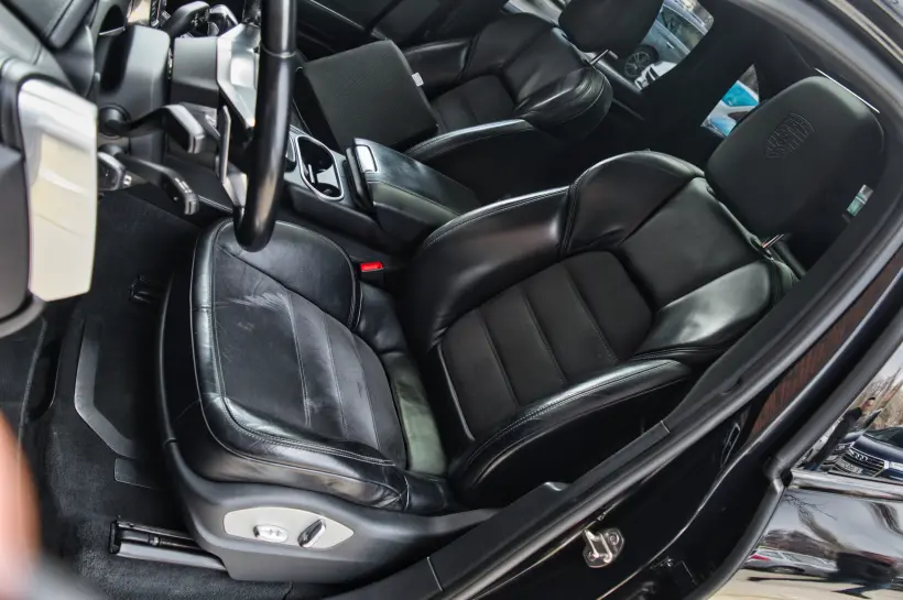 Porsche Cayenne D Platinum Edition голяма снимка 1392 - CrediRent Porsche Cayenne D Platinum Edition голяма снимка 1392