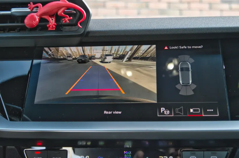 Audi A3 35 TDI голяма снимка 1275 - CrediRent Audi A3 35 TDI голяма снимка 1275