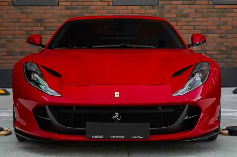 Ferrari 812 Superfast / Novitec / Carbon голяма снимка 1896 - CrediRent Ferrari 812 Superfast / Novitec / Carbon голяма снимка 1896