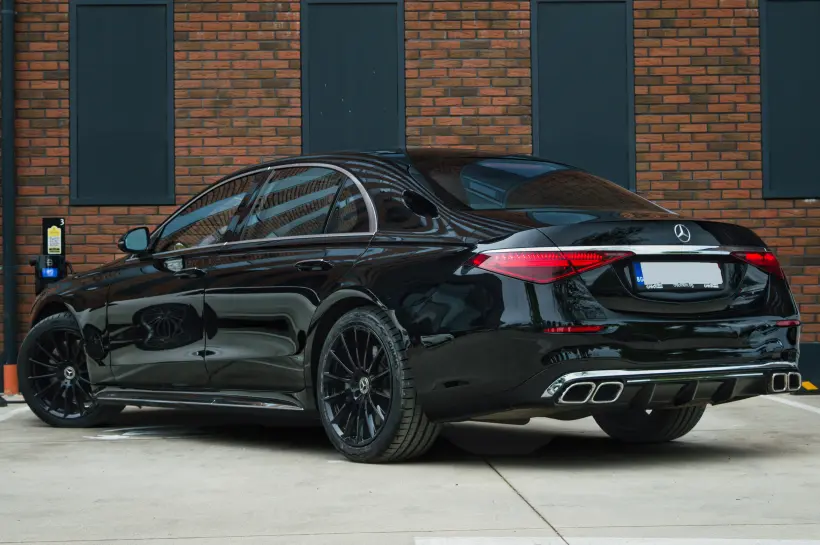 Mercedes-Benz S 500 L 4M AMG 63 голяма снимка 1588 - CrediRent Mercedes-Benz S 500 L 4M AMG 63 голяма снимка 1588