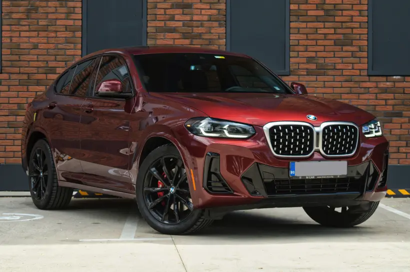 BMW X4 30 i M-Pack Shadow голяма снимка 1724 - CrediRent BMW X4 30 i M-Pack Shadow голяма снимка 1724