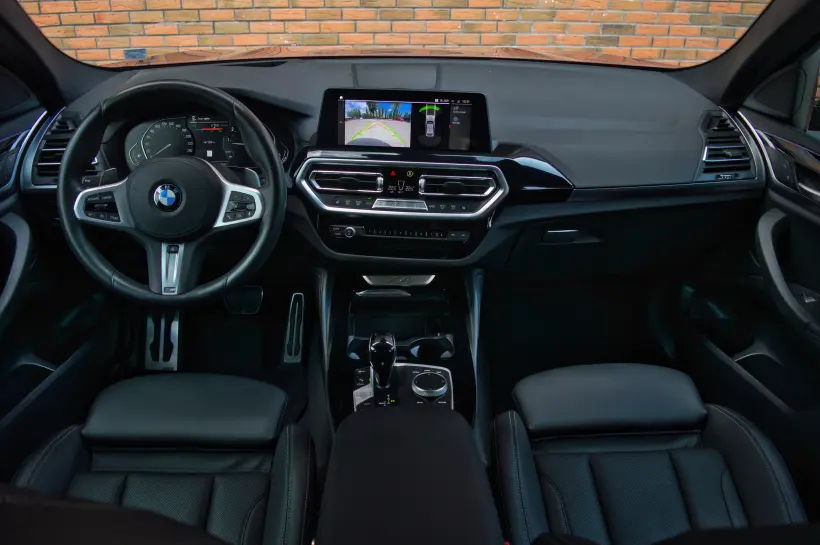 BMW X4 30 i M-Pack Shadow голяма снимка 1731 - CrediRent BMW X4 30 i M-Pack Shadow голяма снимка 1731