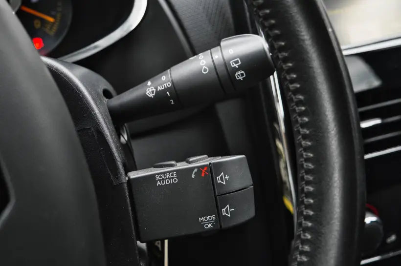 Renault Clio 1.5 dCI голяма снимка 1242 - CrediRent Renault Clio 1.5 dCI голяма снимка 1242