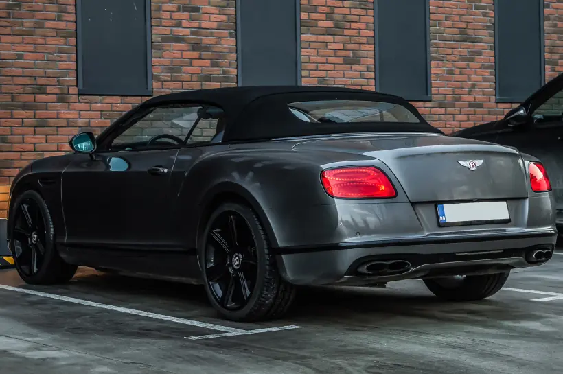 Bentley Continental GTC 4.0 V8 голяма снимка 456 - CrediRent Bentley Continental GTC 4.0 V8 голяма снимка 456