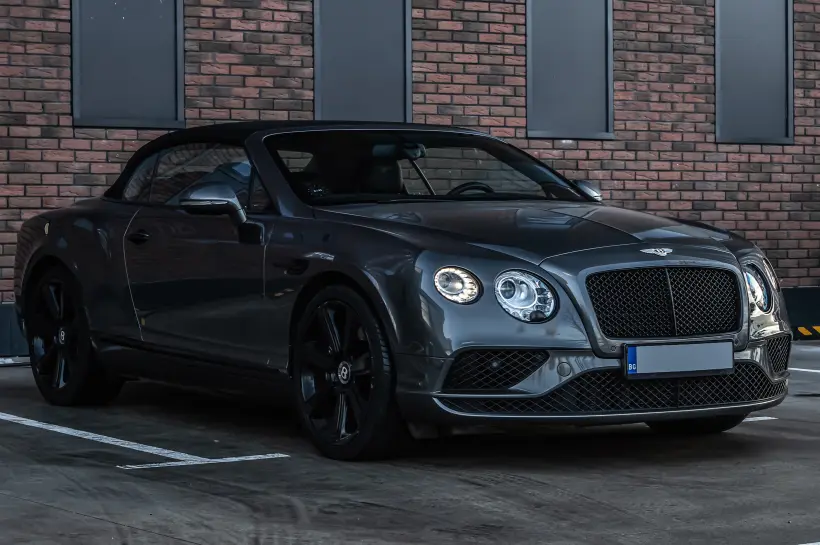 Bentley Continental GTC 4.0 V8 голяма снимка 445 - CrediRent Bentley Continental GTC 4.0 V8 голяма снимка 445