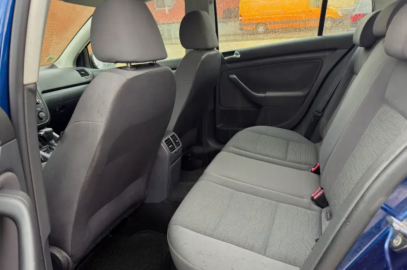 Volkswagen Golf V голяма снимка 1459 - CrediRent Volkswagen Golf V голяма снимка 1459