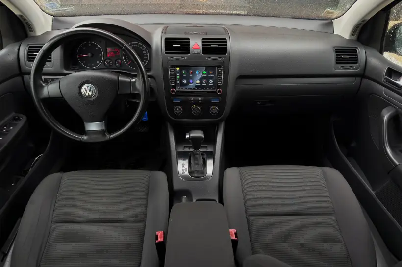 Volkswagen Golf V голяма снимка 1460 - CrediRent Volkswagen Golf V голяма снимка 1460