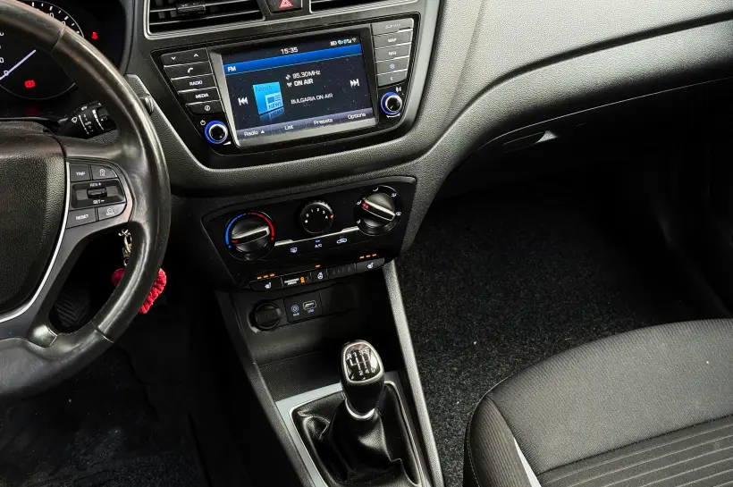 Hyundai i20 1.0 голяма снимка 1784 - CrediRent Hyundai i20 1.0 голяма снимка 1784
