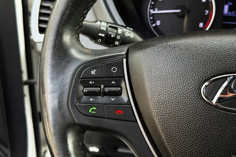 Hyundai i20 1.0 голяма снимка 1788 - CrediRent Hyundai i20 1.0 голяма снимка 1788
