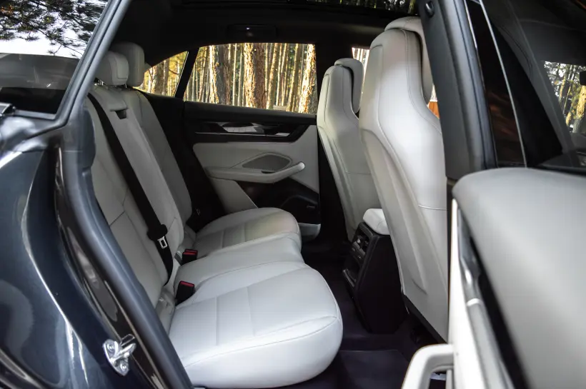 Porsche Macan 4 Electric / PASM / Pano / Matrix LED голяма снимка 1956 - CrediRent Porsche Macan 4 Electric / PASM / Pano / Matrix LED голяма снимка 1956
