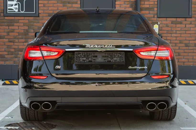 Maserati Quattroporte голяма снимка 2031 - CrediRent Maserati Quattroporte голяма снимка 2031