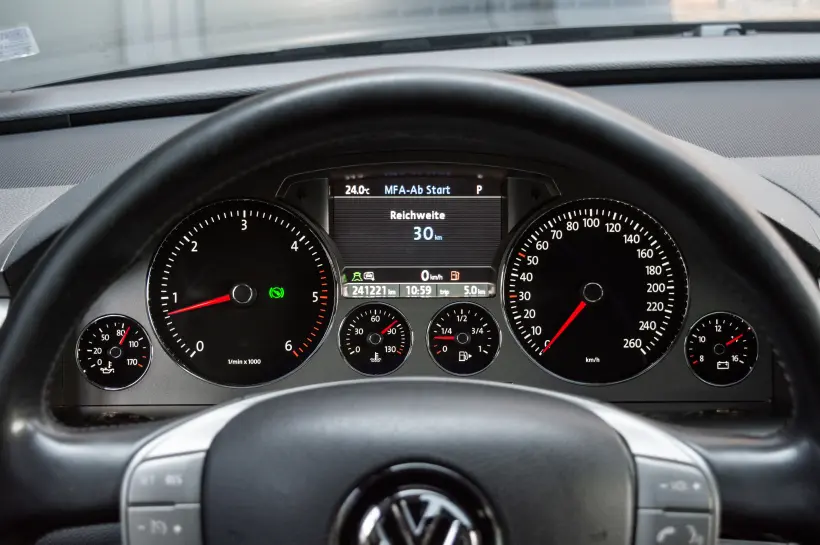 Volkswagen Phaeton 3.0 V6 голяма снимка 2117 - CrediRent Volkswagen Phaeton 3.0 V6 голяма снимка 2117