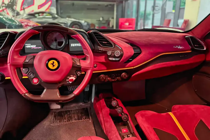 Ferrari 488 Pista Carbon голяма снимка 1752 - CrediRent Ferrari 488 Pista Carbon голяма снимка 1752