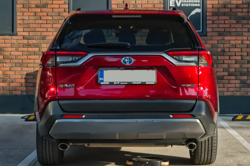 Toyota RAV 4 2.5L Hybrid Luxury AWD-i picture 2068 - CrediRent Toyota RAV 4 2.5L Hybrid Luxury AWD-i picture 2068