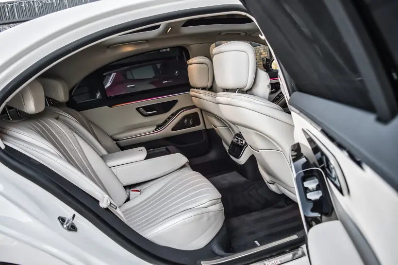 Mercedes-Benz S500 L 4M AMG голяма снимка 474 - CrediRent Mercedes-Benz S500 L 4M AMG голяма снимка 474