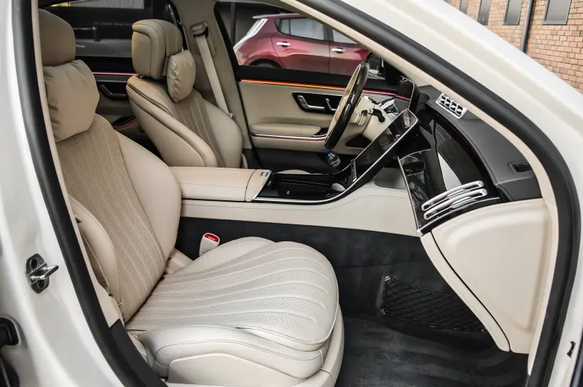 Mercedes-Benz S500 L 4M AMG голяма снимка 487 - CrediRent Mercedes-Benz S500 L 4M AMG голяма снимка 487