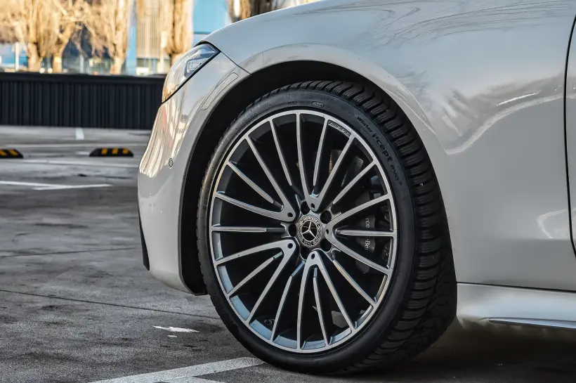 Mercedes-Benz S500 L 4M AMG голяма снимка 465 - CrediRent Mercedes-Benz S500 L 4M AMG голяма снимка 465