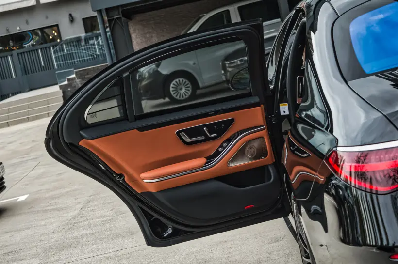 Mercedes-Benz S580 L 4M AMG голяма снимка 502 - CrediRent Mercedes-Benz S580 L 4M AMG голяма снимка 502