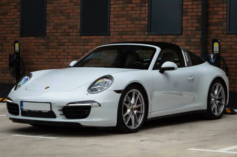 Porsche 911 991 Targa 4S голяма снимка 2186 - CrediRent Porsche 911 991 Targa 4S голяма снимка 2186