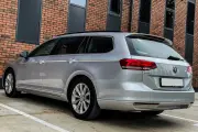 Volkwagen Passat 1.6 TDI малка снимка 700 - CrediRent Volkwagen Passat 1.6 TDI малка снимка 700