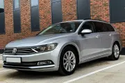 Volkwagen Passat 1.6 TDI малка снимка 702 - CrediRent Volkwagen Passat 1.6 TDI малка снимка 702