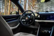 Porsche Macan 4 Electric / PASM / Pano / Matrix LED малка снимка 1963 - CrediRent Porsche Macan 4 Electric / PASM / Pano / Matrix LED малка снимка 1963
