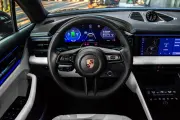 Porsche Macan 4 Electric / PASM / Pano / Matrix LED малка снимка 1965 - CrediRent Porsche Macan 4 Electric / PASM / Pano / Matrix LED малка снимка 1965