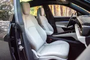 Porsche Macan 4 Electric / PASM / Pano / Matrix LED малка снимка 1969 - CrediRent Porsche Macan 4 Electric / PASM / Pano / Matrix LED малка снимка 1969