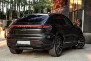 Porsche Macan 4 Electric / PASM / Pano / Matrix LED малка снимка 1971 - CrediRent Porsche Macan 4 Electric / PASM / Pano / Matrix LED малка снимка 1971