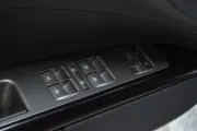 Volkswagen Phaeton 3.0 V6 малка снимка 2130 - CrediRent Volkswagen Phaeton 3.0 V6 малка снимка 2130