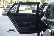 Volkswagen Phaeton 3.0 V6 малка снимка 2131 - CrediRent Volkswagen Phaeton 3.0 V6 малка снимка 2131